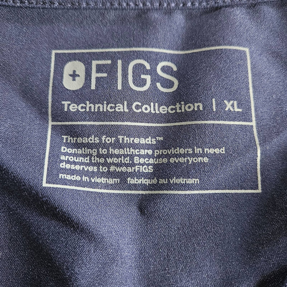 Figs Technical Collection Scrub Top Size XL Navy Blue Casma 3 Women's 2 Pockets - Picture 3 of 6